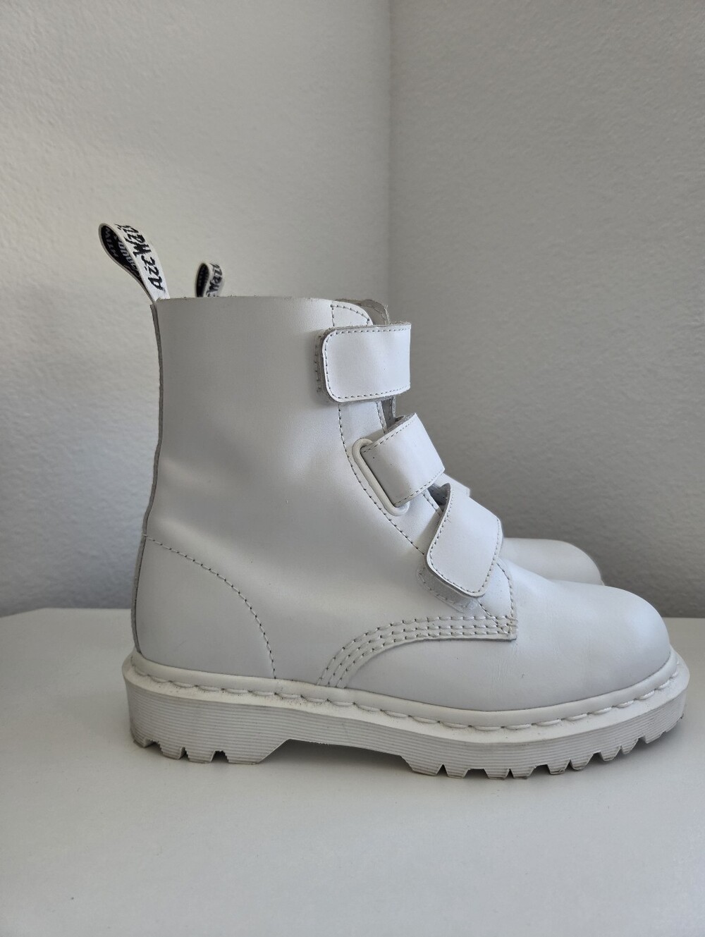 Dr.Martens Coralia Velcro Boots